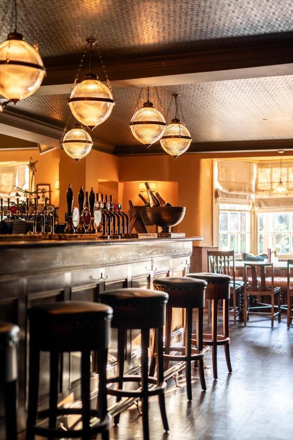 Bedford Arms Hotel Rickmansworth Extérieur photo